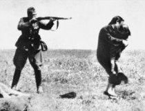 Poliziotto delle Einsatzgruppen - I colleghi del camerata Priebke garantiscono l'ordine pubblico nei territori occupati